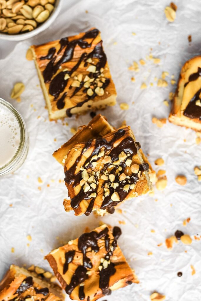 moresweetthansaly.com-keto -cheesecake-squares-peanut-butter-squares-creamy-chocolate-drizzel
