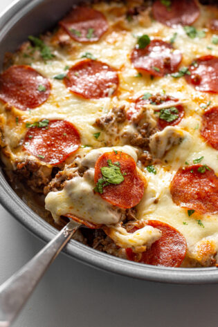 sweetketolife.com-meaty-pizza-casserole