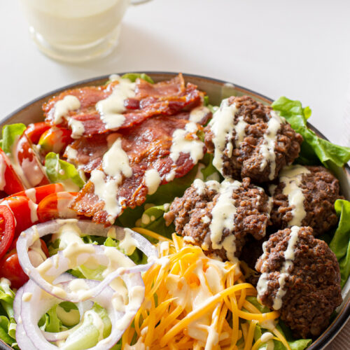 sweetketolife.com-burger-salad